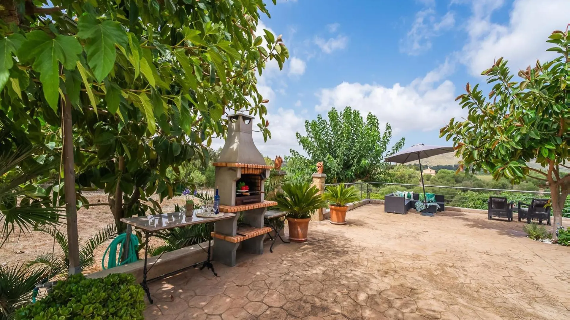 2 Bedroom Beach Country House, Arta