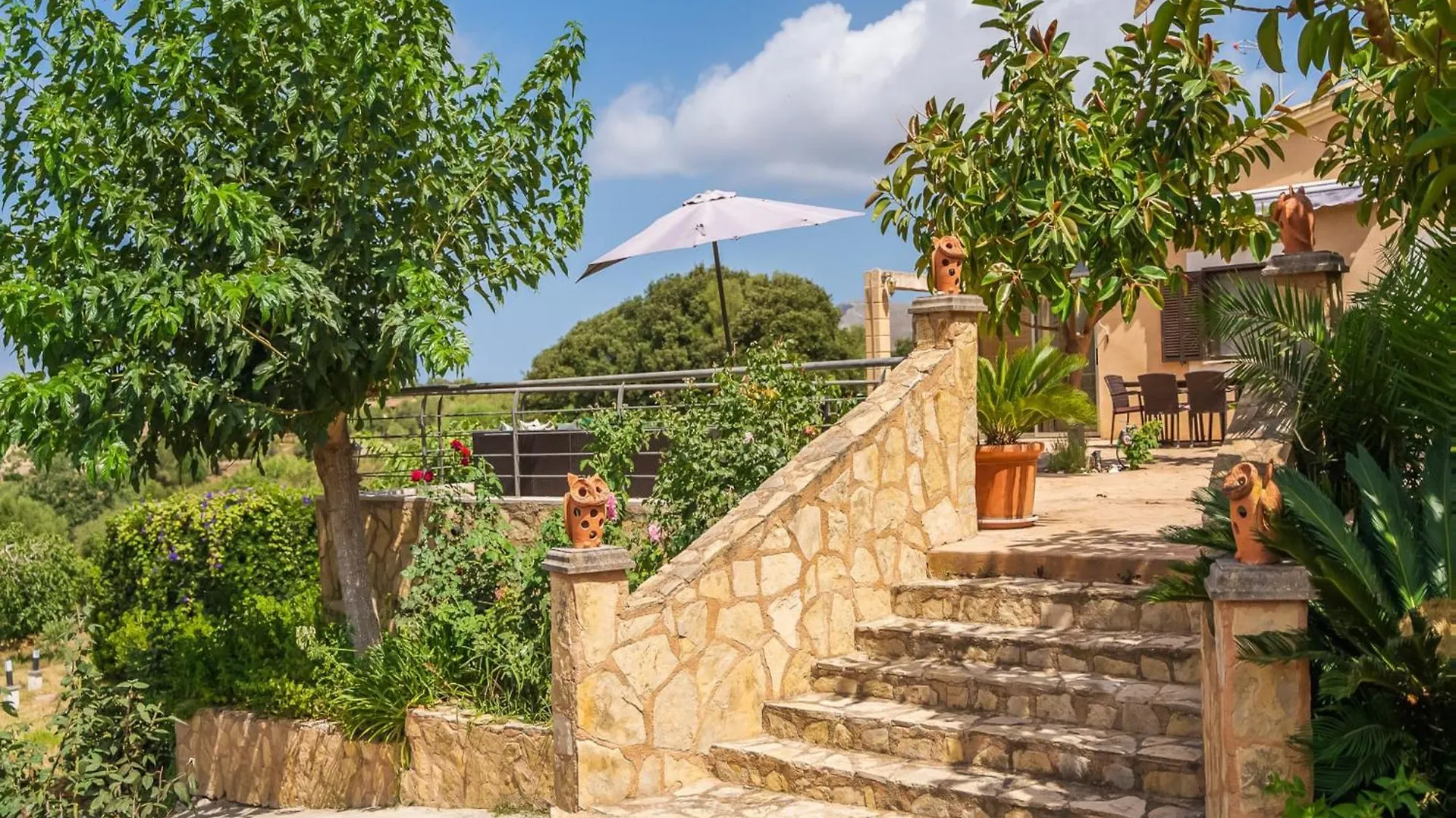 2 Bedroom Beach Country House, Arta Spain