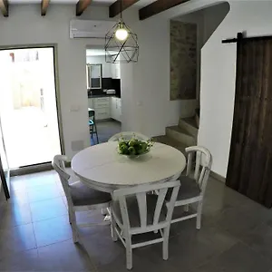 Cas Carter Ferienhaus
